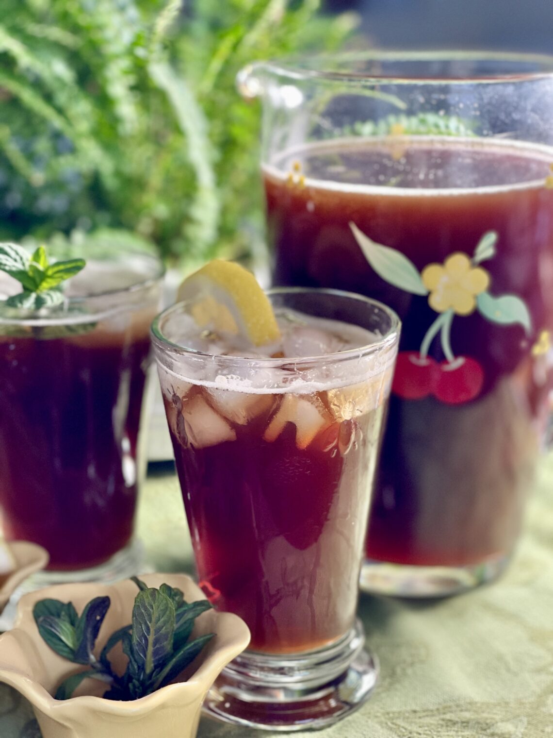 How To Make Cold Brew Tea - The Dinner Bite