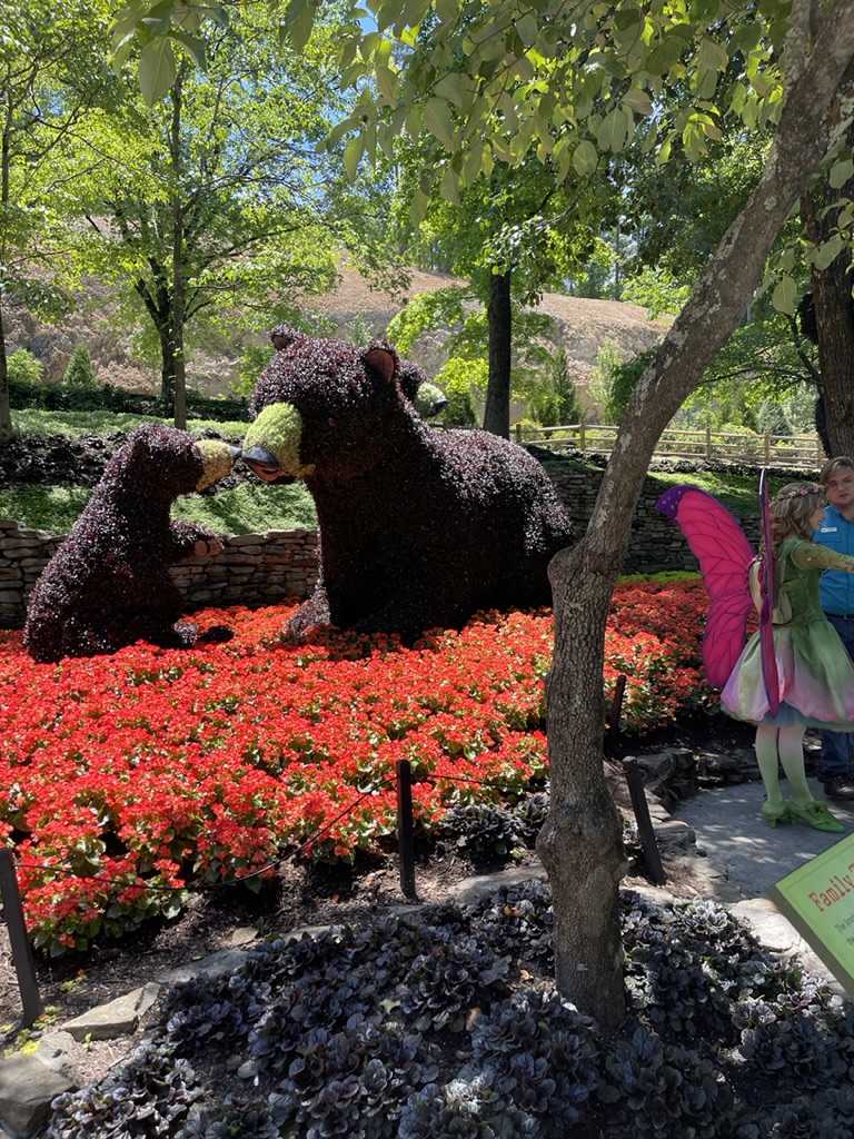 Bear topiaries in Dollywood Food and Flower Festival