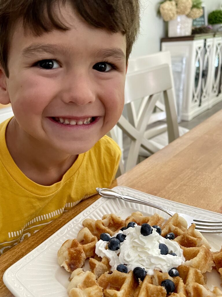 waffle with blueberries 