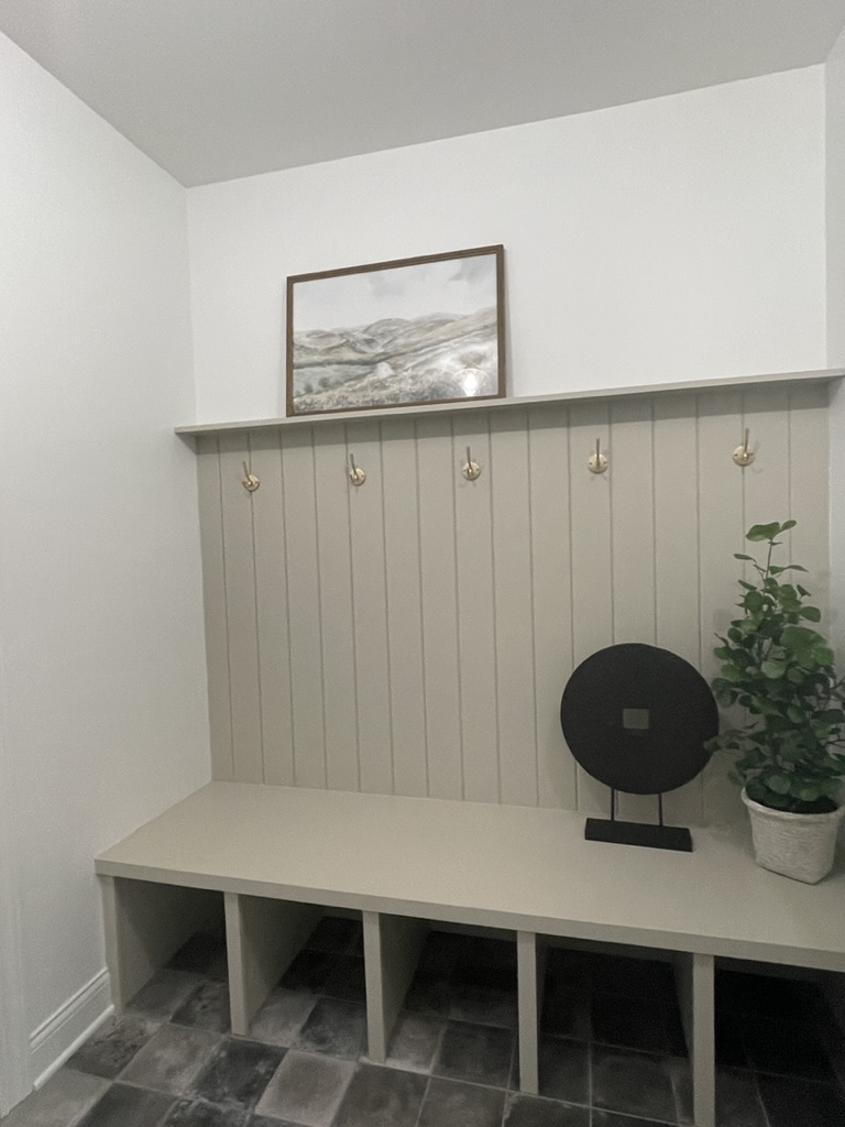 laundry room seating 