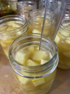 getting air bubbles out of pineapple zucchini jars