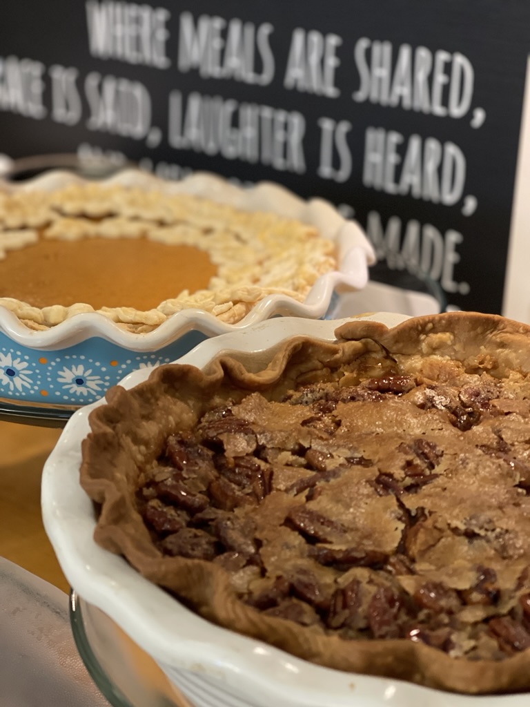 thanksgiving pies pumpkin and buttermilk pies