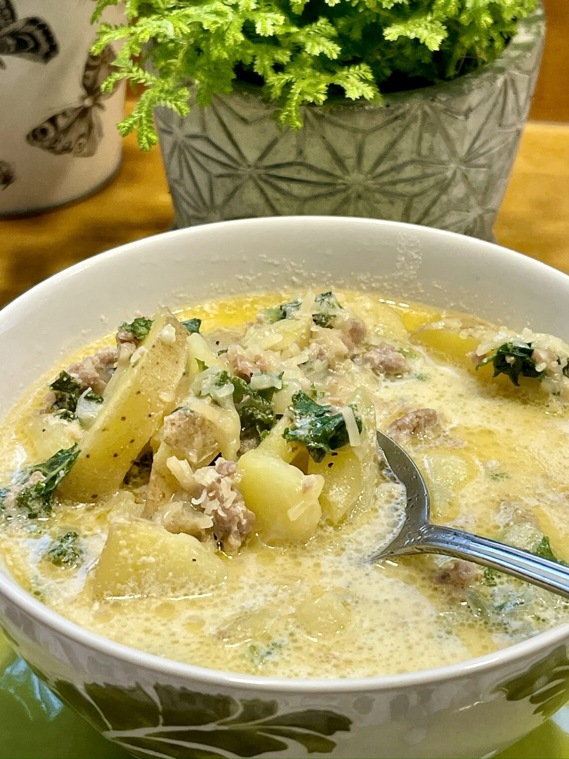 bowl of zuppa toscano soup