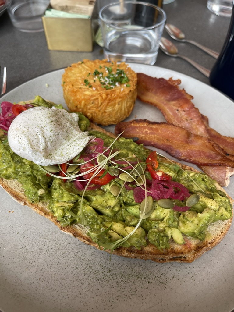 Two Hands, Nashville, breakfast with avocado toast