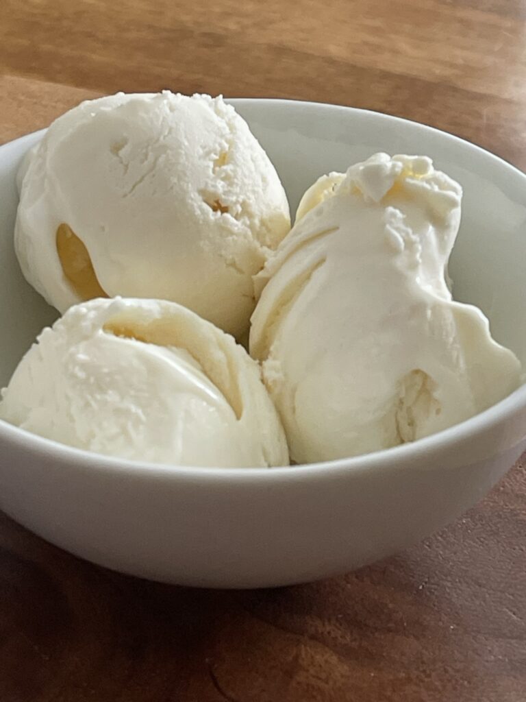 homemade vanilla no churn ice cream
