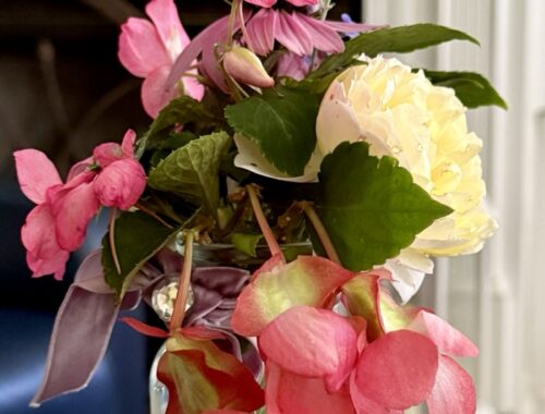 Tiny bouquet of flowers