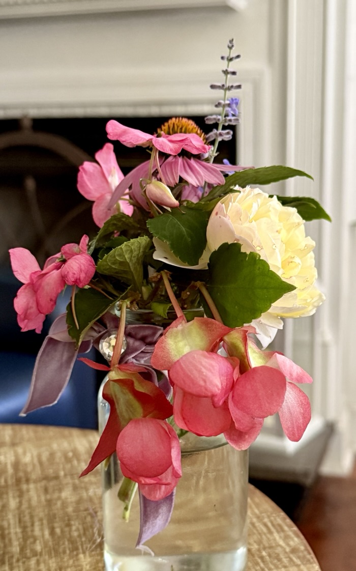 Tiny bouquet of flowers