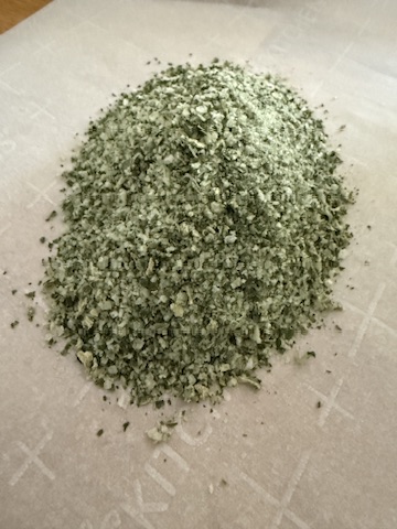 dried basil salt